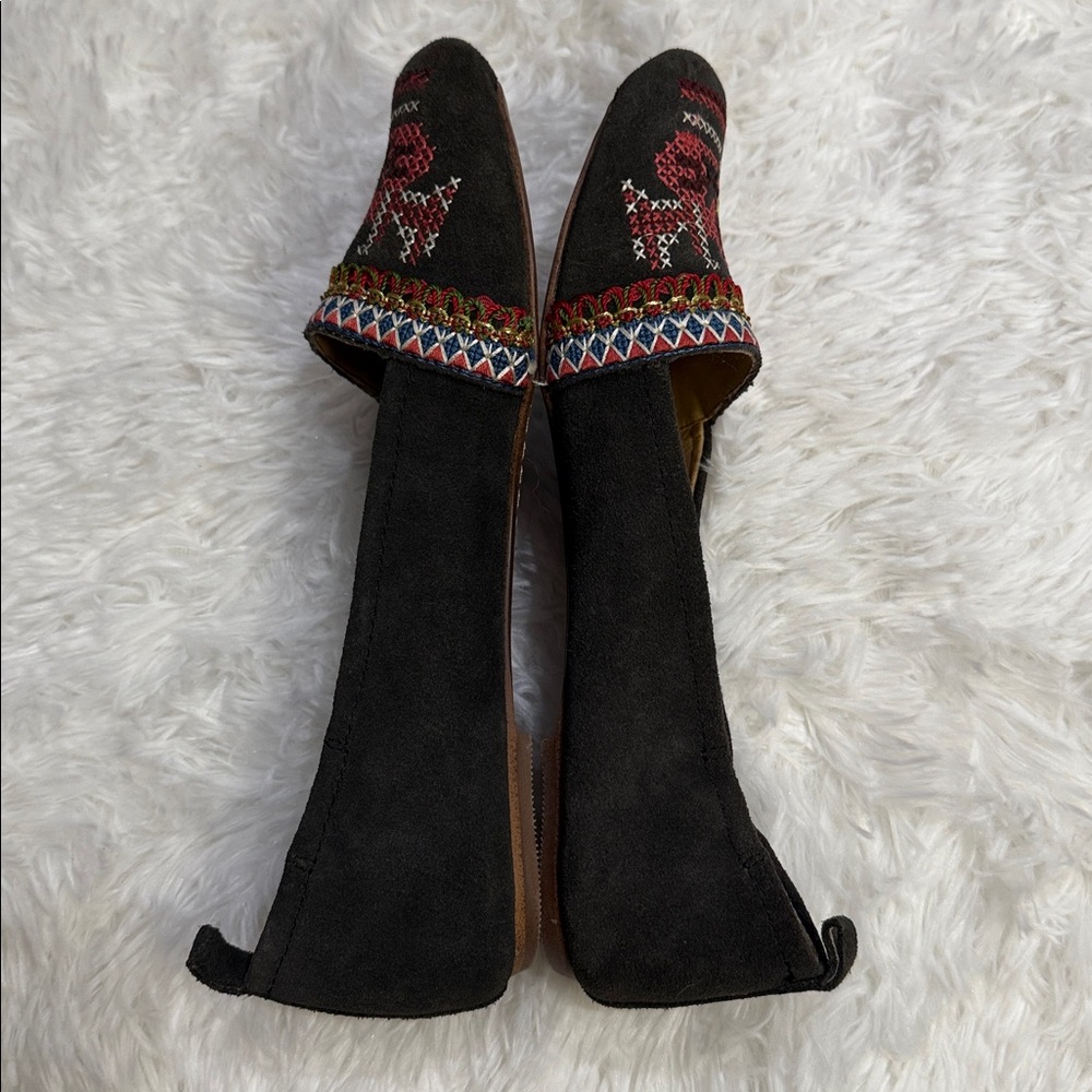 Latigo Basia Black Suede Embroidered Loafers Slip-On Flats Size 7.5M - Picture 4 of 14